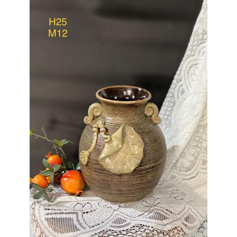 Bình cắm hoa dáng vò bầu đắp sen tai, men mộc. Gốm sứ Bát Tràng.