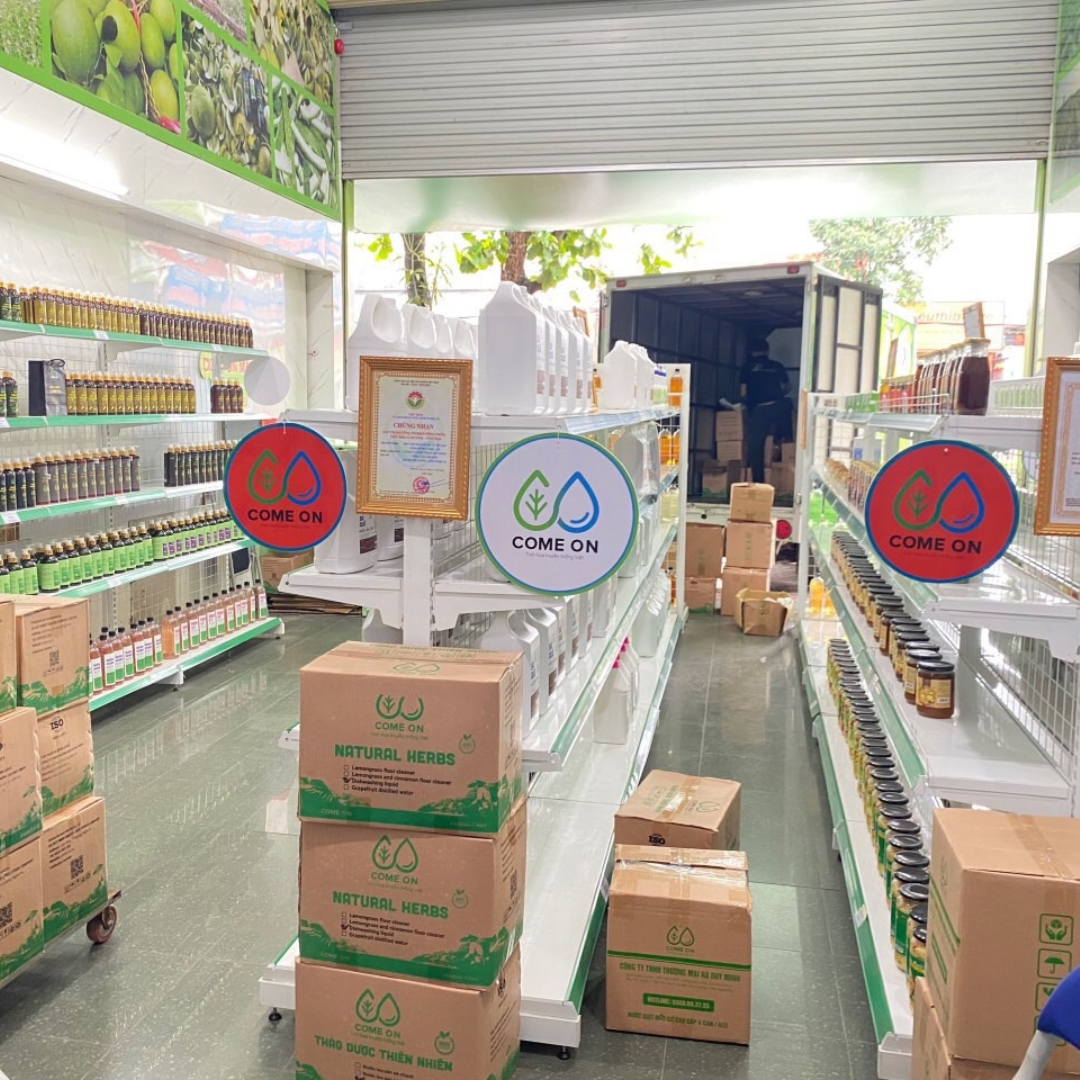 Sữa tắm trà xanh Come on chai 500ml, sữa tắm trắng da toàn thân, sữa tắm trị mụn lưng, cấp ẩm cho da