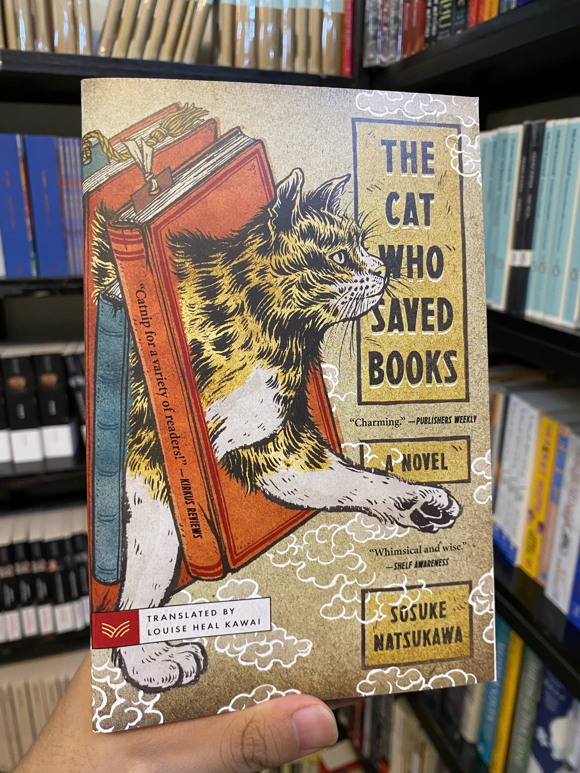 Sách - The Cat Who Saved Books by Sosuke Natsukawa - Bìa mềm | Japanese Literature / Fantasy Fiction