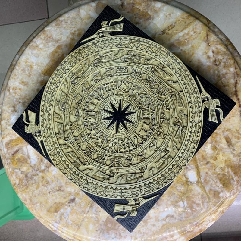 Tranh Treo Tường Hình Mặt Trống Đồng Đá Hoa Cương - ngang 20cm
