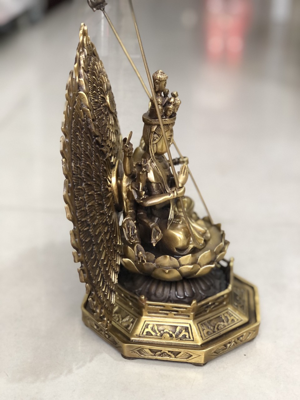 Phạt bà ngìn mặt nghìn tay bằng đồng,cao 25cm