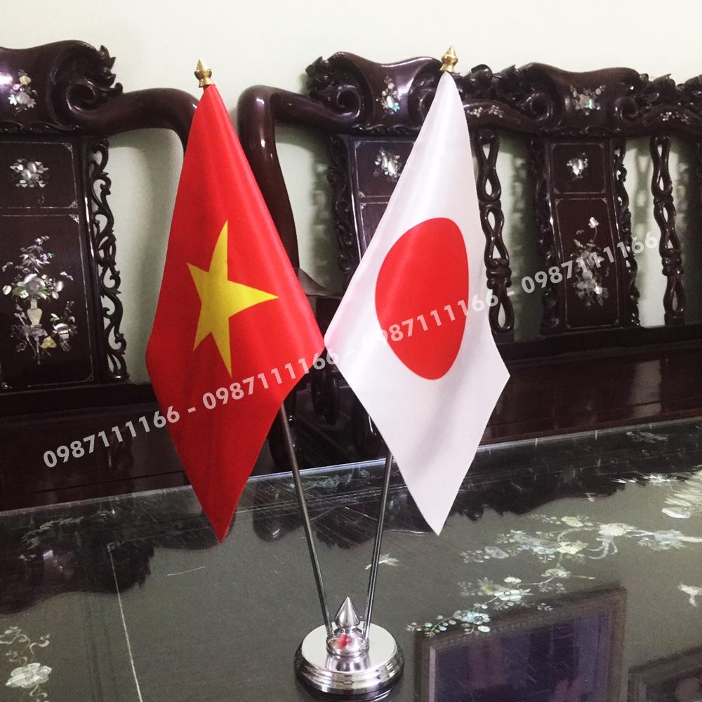 Cờ Để Bàn Đế Thép Loại cắm 2 cờ Việt Nam - Nhật Bản