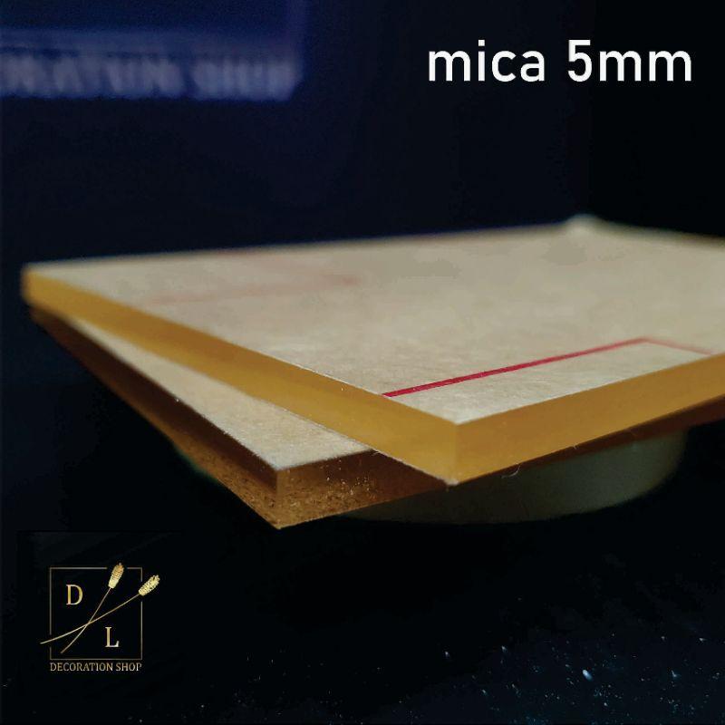 Tấm mica trong suốt dày 5mm