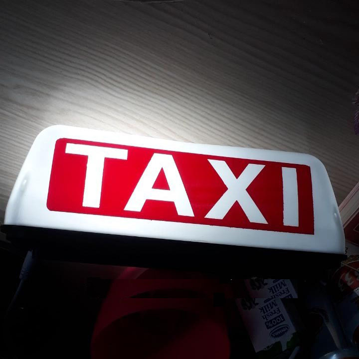 Đèn mào taxi sạc lưu điện 6-7h, đế nam châm