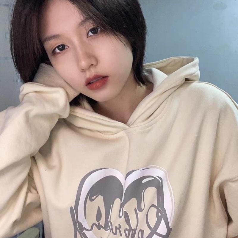 Set uzzlang áo hoodie màu kem kèm chân váy nâu kaki - Hàng chuẩn QCCC
