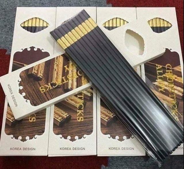 Đũa Ăn Hợp Kim Khảm Vàng Phong Các Hàn Quốc