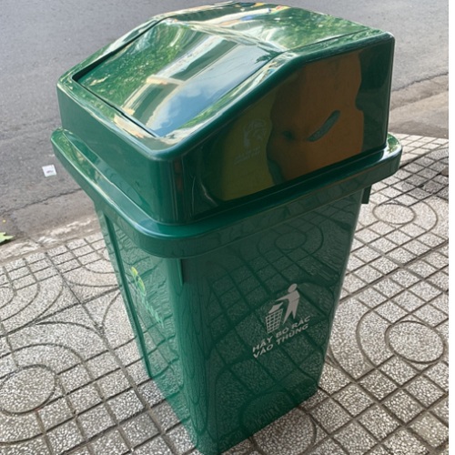 Thùng rác 60L nắp lật