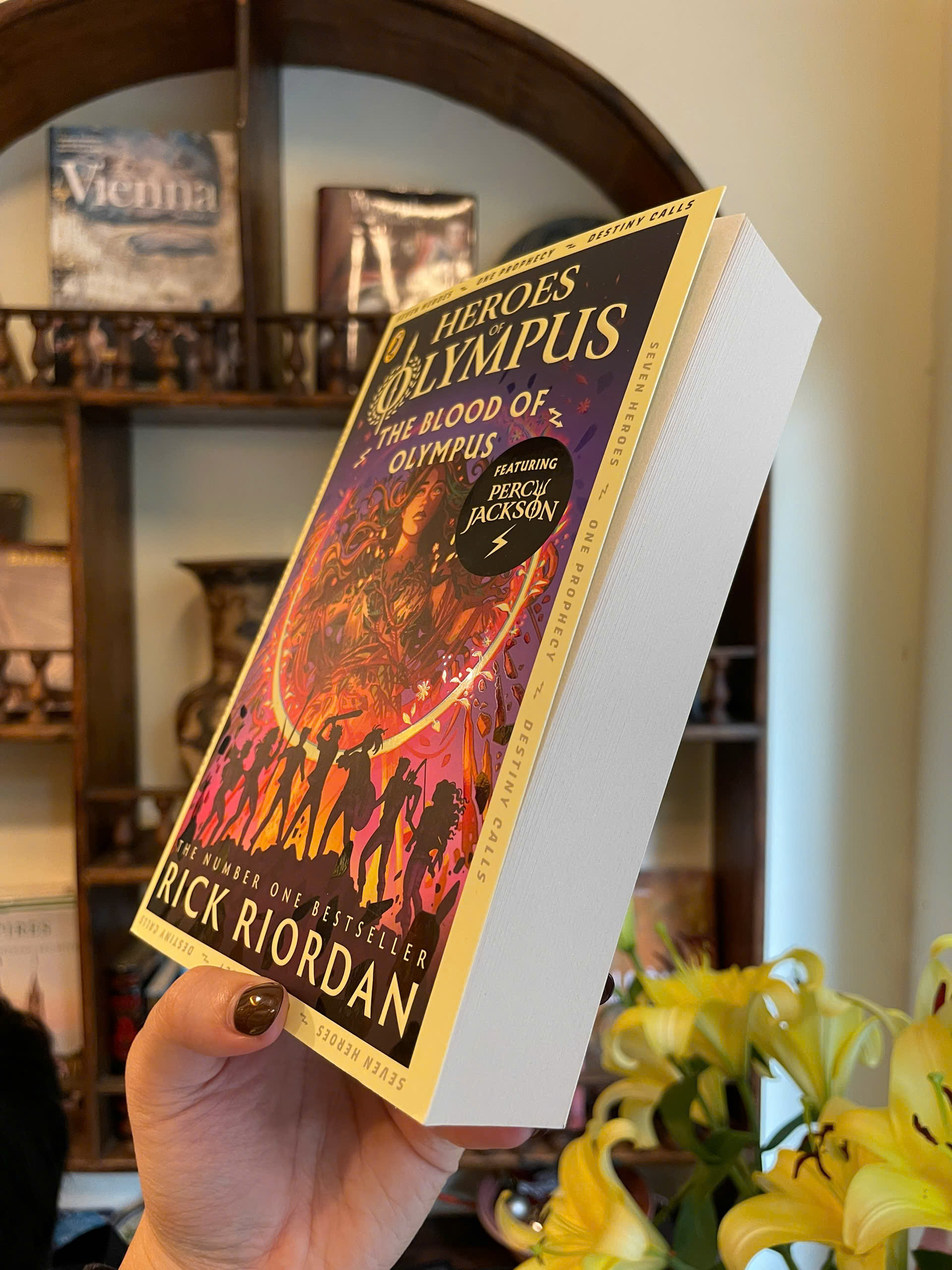 Sách - The Blood of Olympus (Heroes of Olympus Book 5) by Rick Riordan | Childrens Novel / Ngoại văn
