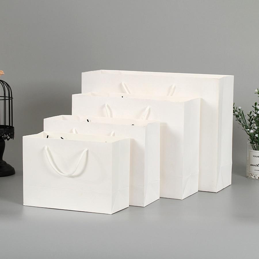 Túi Kraft, Túi giấy Cocher đựng quà tặng cao cấp màu trắng dày C250 và dẻo dai loại 1