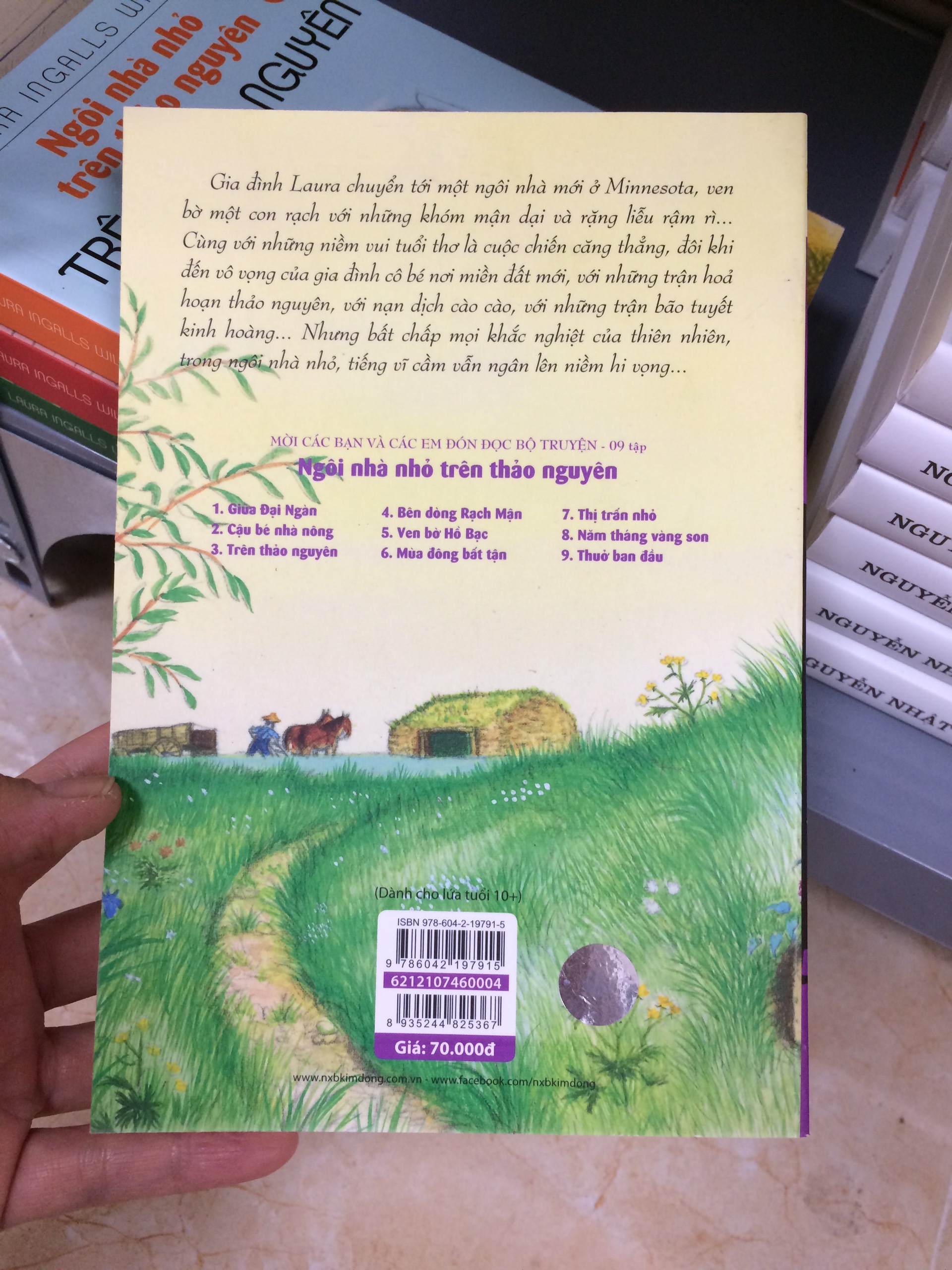 NGÔI NHÀ NHỎ TRÊN THẢO NGUYÊN - TẬP 4 - BÊN DÒNG RẠCH MẬN