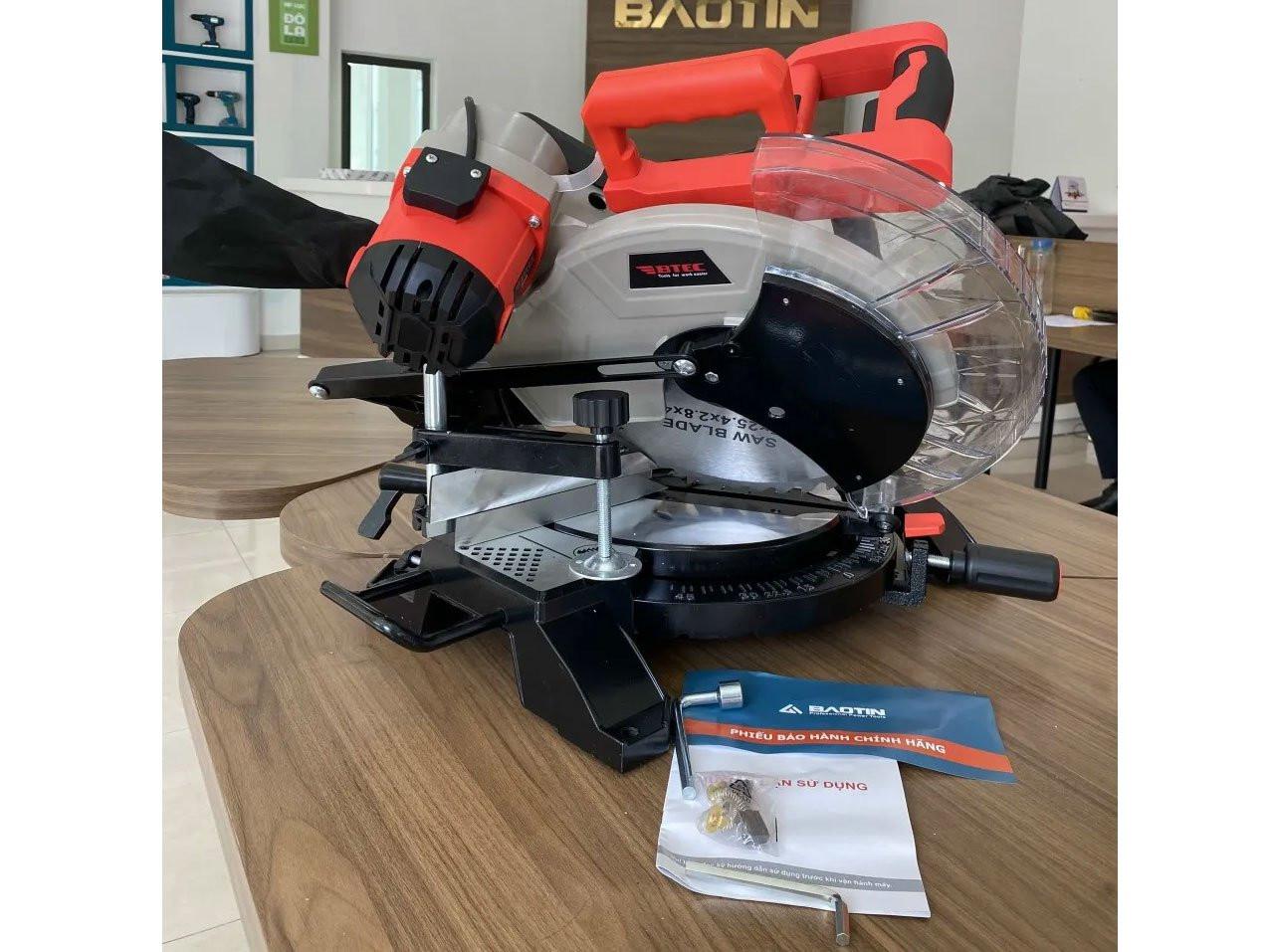 MÁY CẮT NHÔM 305MM 1700W BT1246 BTEC - HÀNG CHÍNH HÃNG