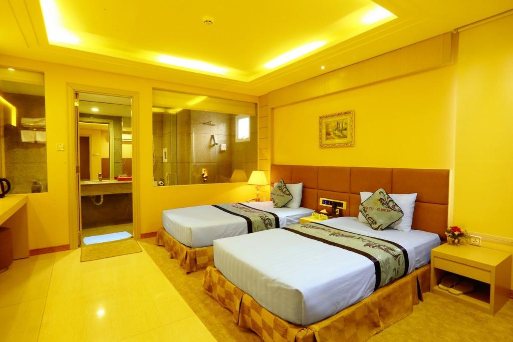 Combo Cần Thơ 3N2Đ: Holiday One Hotel 4* + Xe Đưa Đón Sân Bay Cần Thơ - Tặng Tour Chợ Nổi