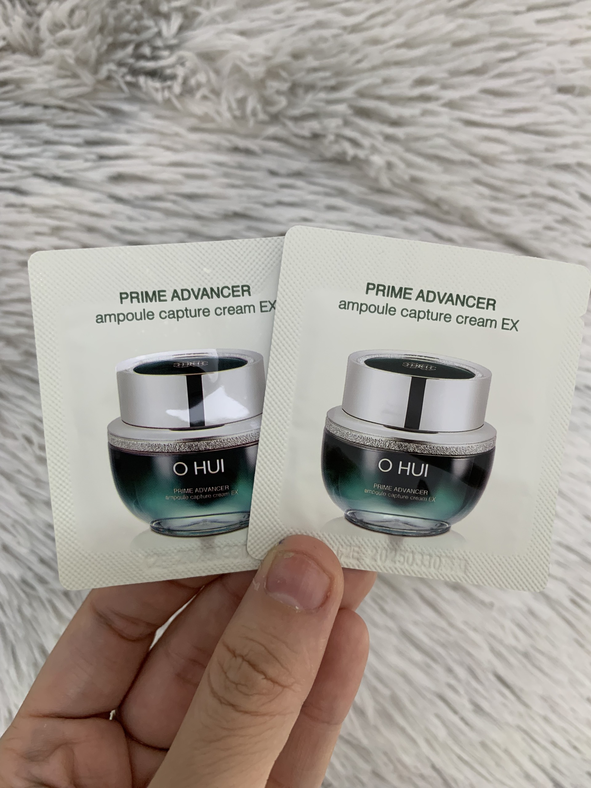 Combo 30 gói kem dưỡng chống lão hoá OHUI Prime Advancer Ampoule Capture Cream EX 1ml