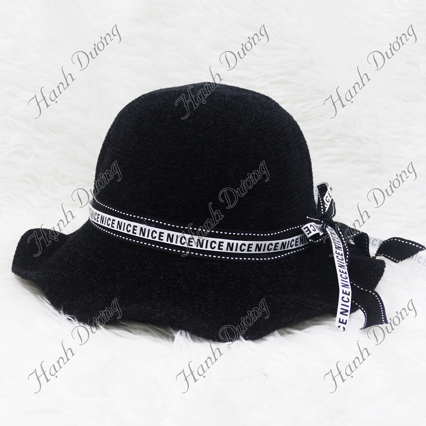 Nón rộng vành nhung thắt nơ Just for your và nice vành rộng 8cm, vành có độ ngợn sóng, phía trong có 2 dây rút
