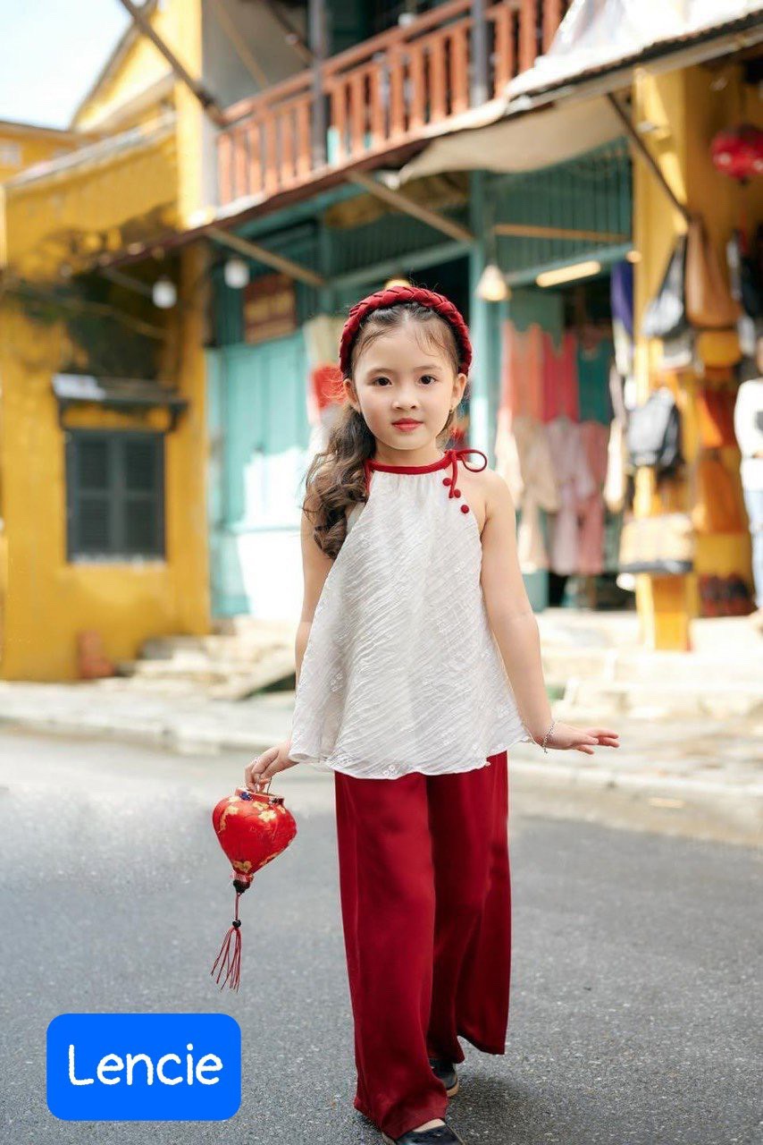 Bộ bà ba cho bé gái kiểu áo yếm đi chơi biểu diễn đẹp từ 12-40kg chất lụa mềm mát