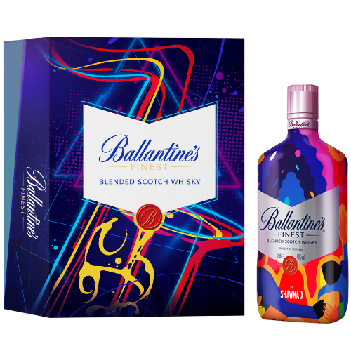 Bộ sản phẩm rượu Ballantine's Finest 700ml