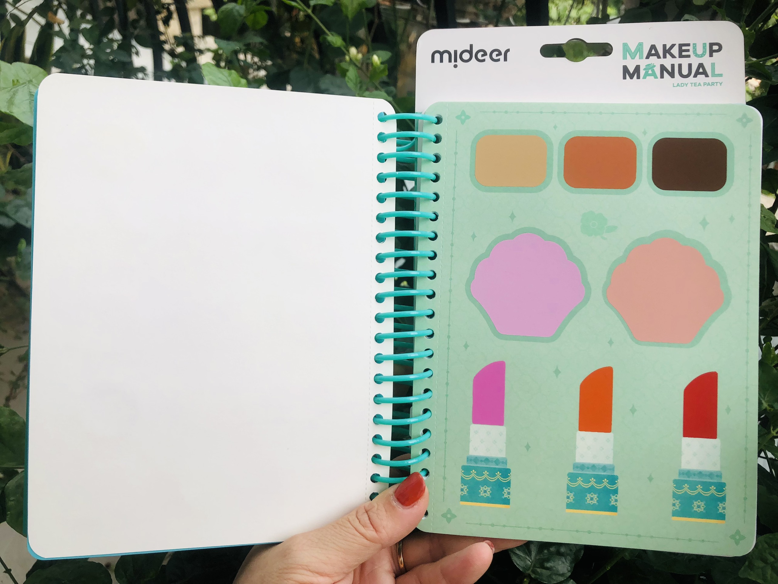 Đồ chơi Sổ Tay Trang Điểm và Tô Màu Nước - Mideer Makeup Manual