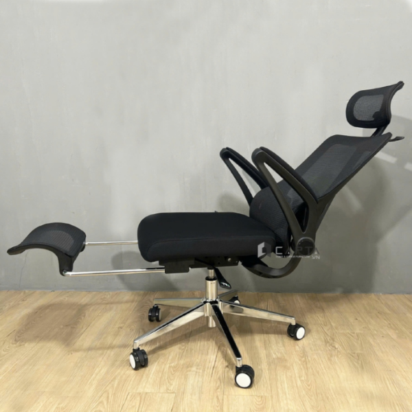 Ghế văn phòng khung đen nệm vải đen CR4330-M Nội thất Capta Ghế làm việc có gác chân lưng cao có tựa đầu tay điều chỉnh được tại tp hcm