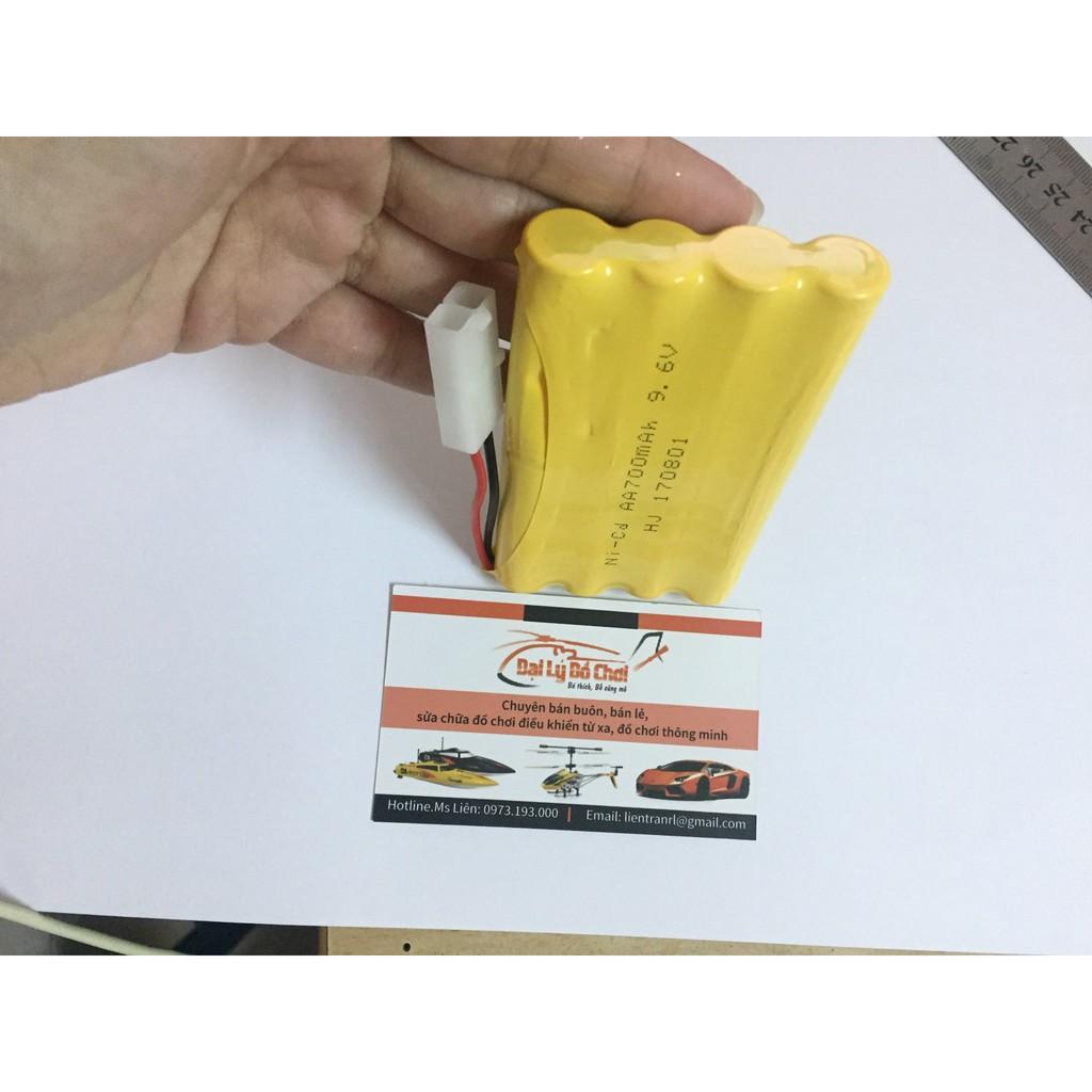 Pin sạc 9.6v dung lượng 700mah ket 2p