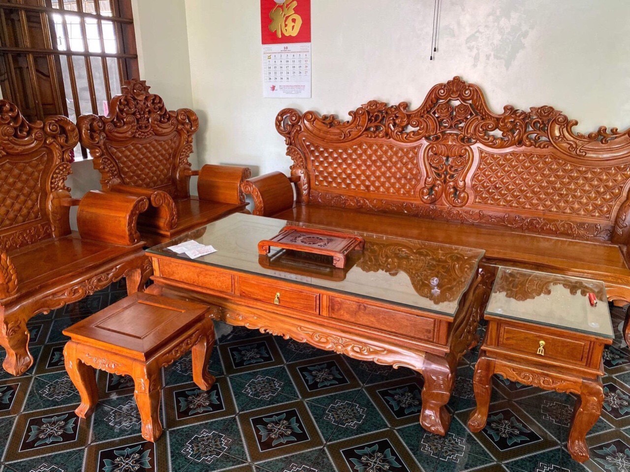 Bộ bàn ghế Hoàng Gia gỗ hương đá