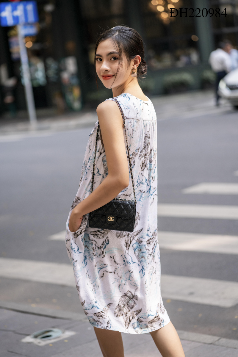Đầm thời trang nữ cổ V bèo lá chuối