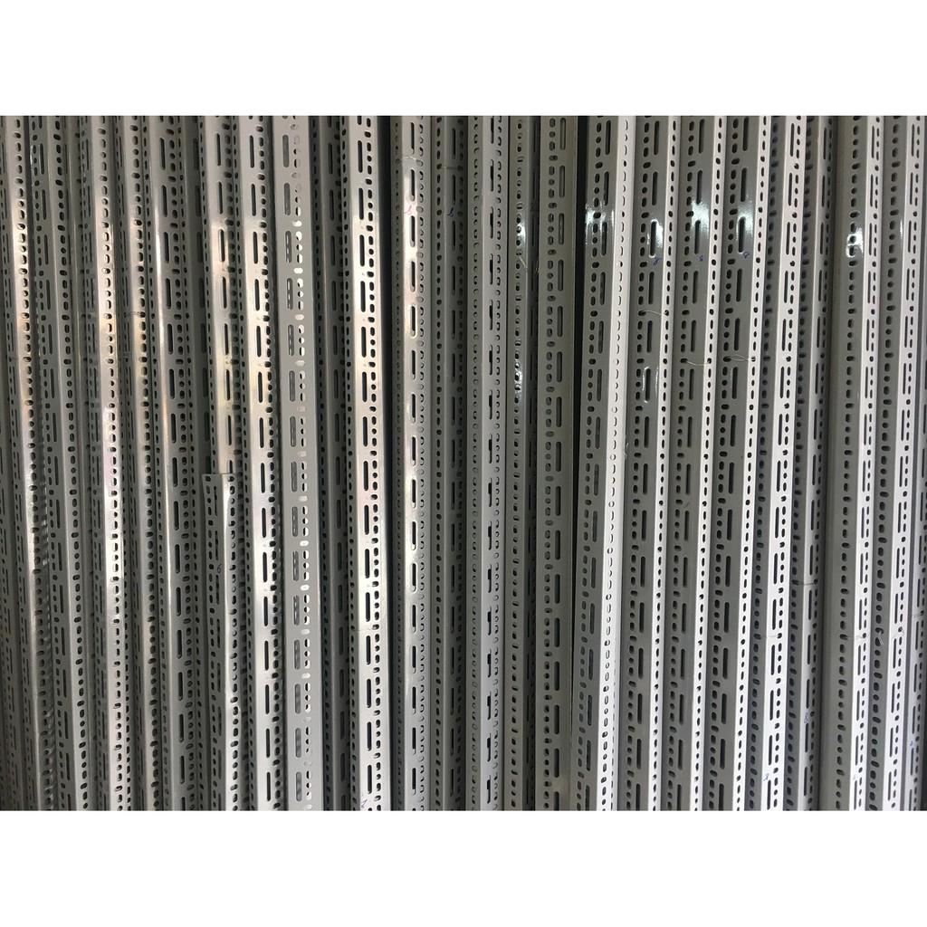 Thanh Sắt V Lỗ 3x3cm dày 2 ly - dài 120cm