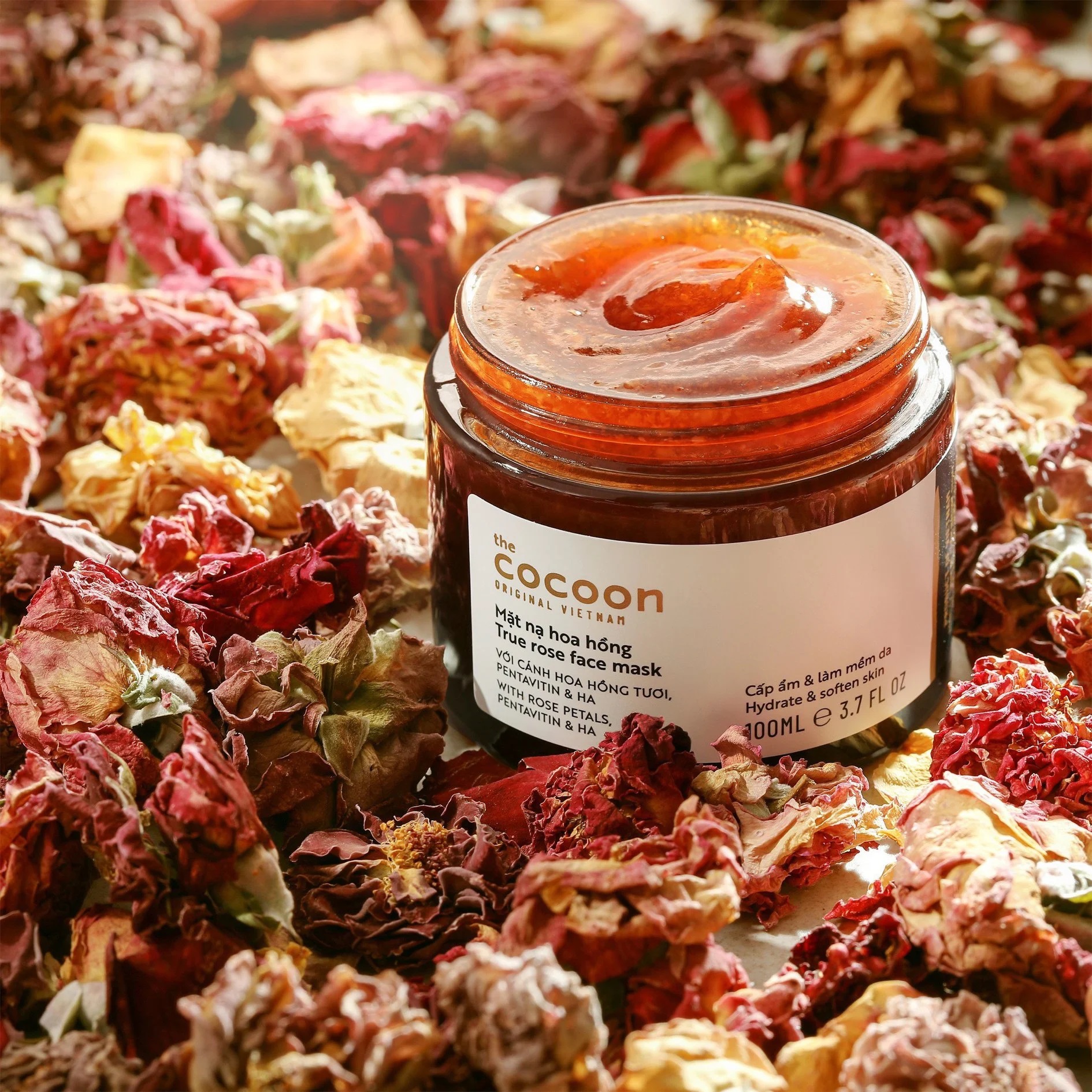 Mặt nạ hoa hồng cấp ẩm và làm mềm da Cocoon True Rose Face Mask