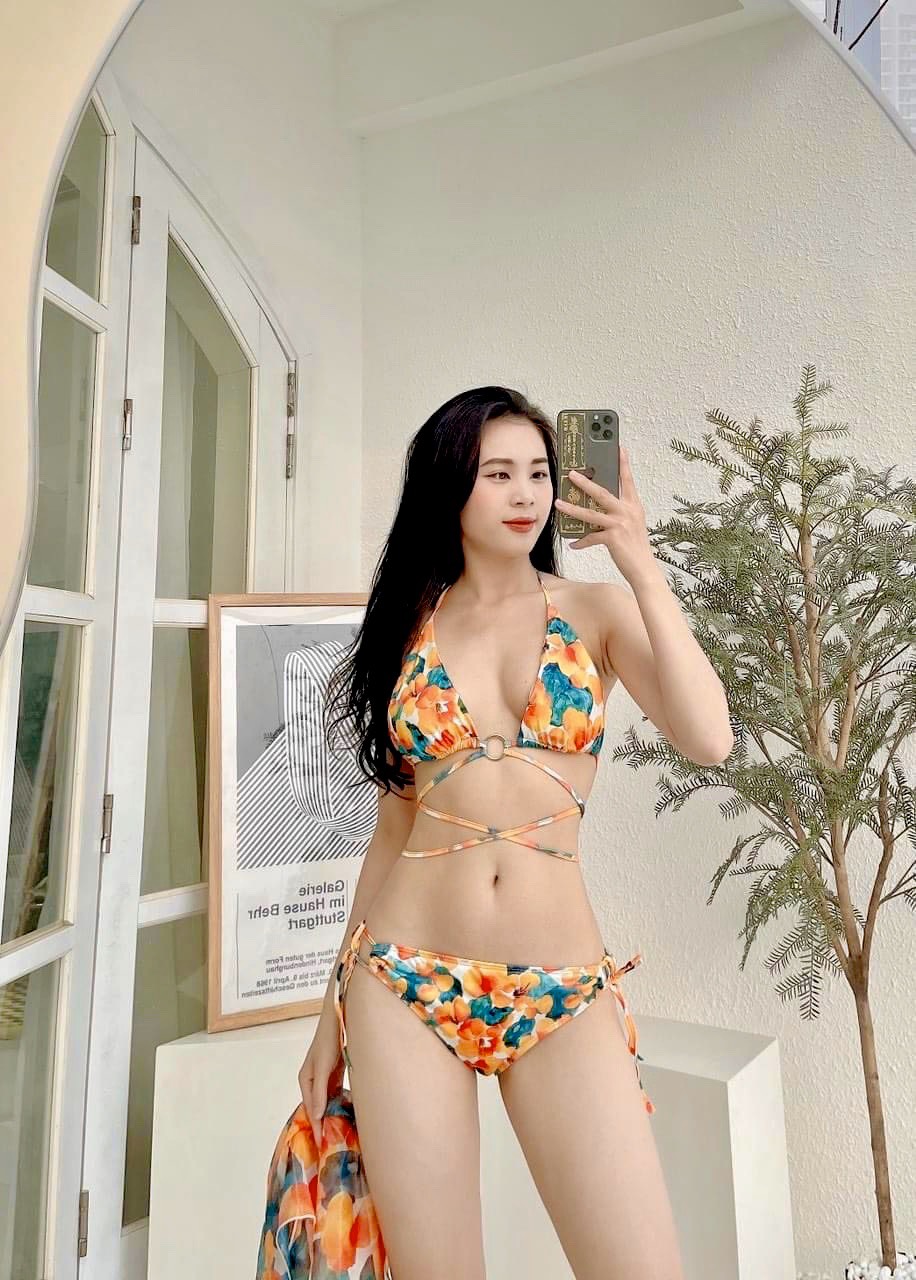 Bikini Sexy Kèm Khăn Cột S125