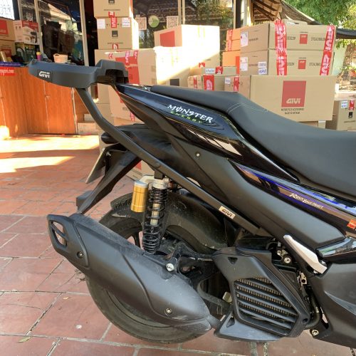 Cảng sau GIVI SRX cho xe NVX V2 kèm sẵn đế chắc chắn tiện lợi hàng chính hãng