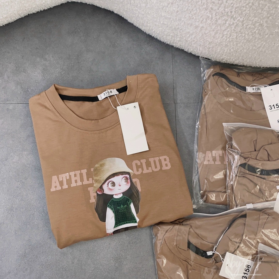 Đầm suông cotton cô gái đuôi cá màu nâu DN690