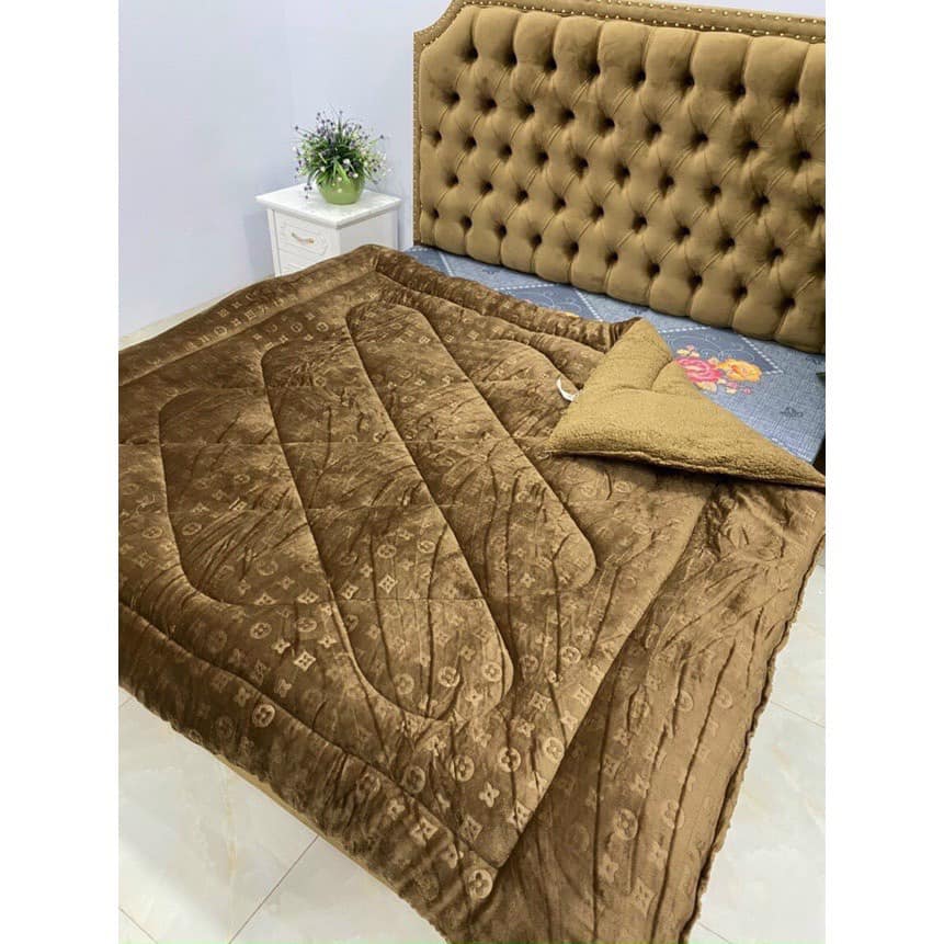 Chăn Cừu Chữ Vạn hàng dày 3 lớp siêu ấm 3,2kg 2mx2m3