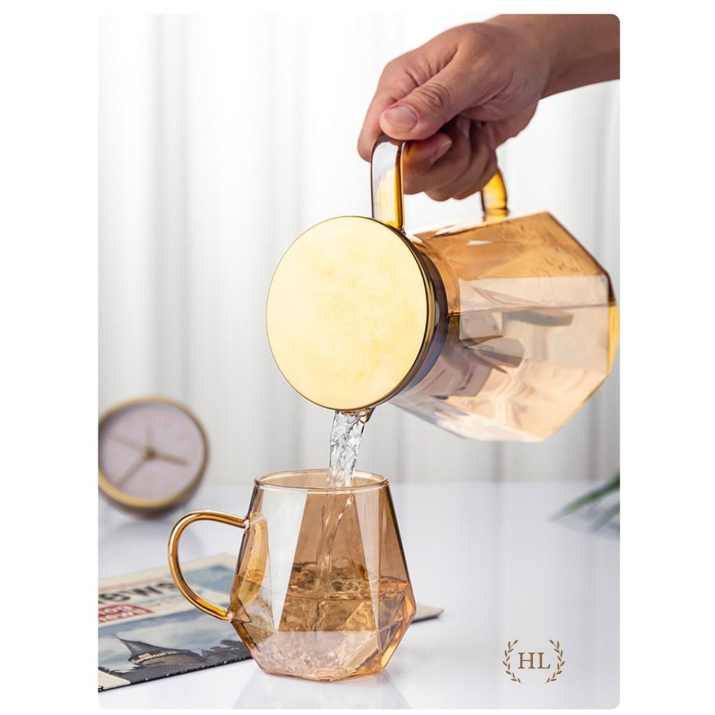 Bộ Bình thủy tinh chịu nhiệt mẫu kim cương tuyệt đẹp và 6 cốc siêu dầy cường lực Màu Vàng sang trọng
