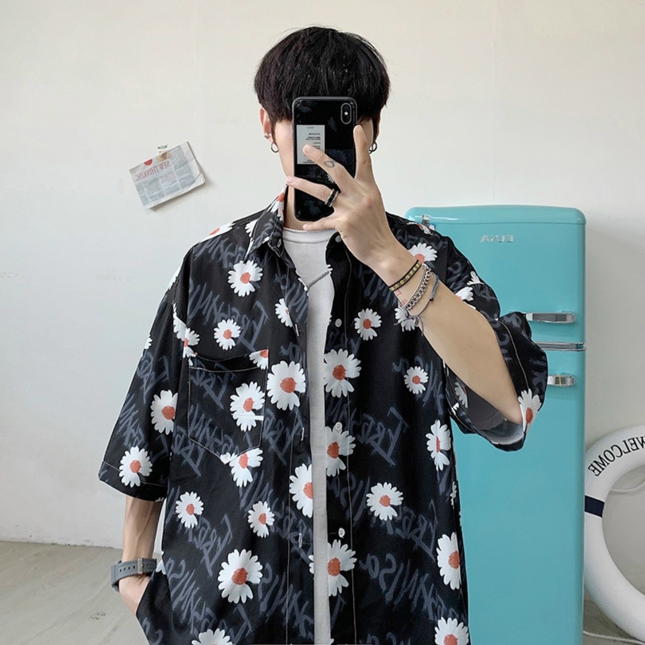 Áo sơ mi nam ngắn tay form rộng họa tiết bông cúc chất vải voan lụa mềm mịn thoáng mát bao đẹp