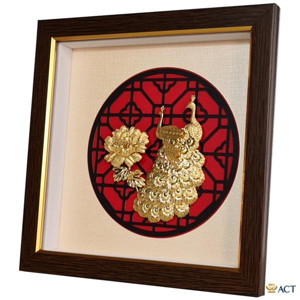 Tranh công và bông hoa mẫu đơn 24x24 cm dát vàng 24K mừng sinh nhật, tân gia