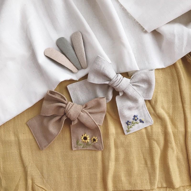 Nơ linen thêu hoa nhí