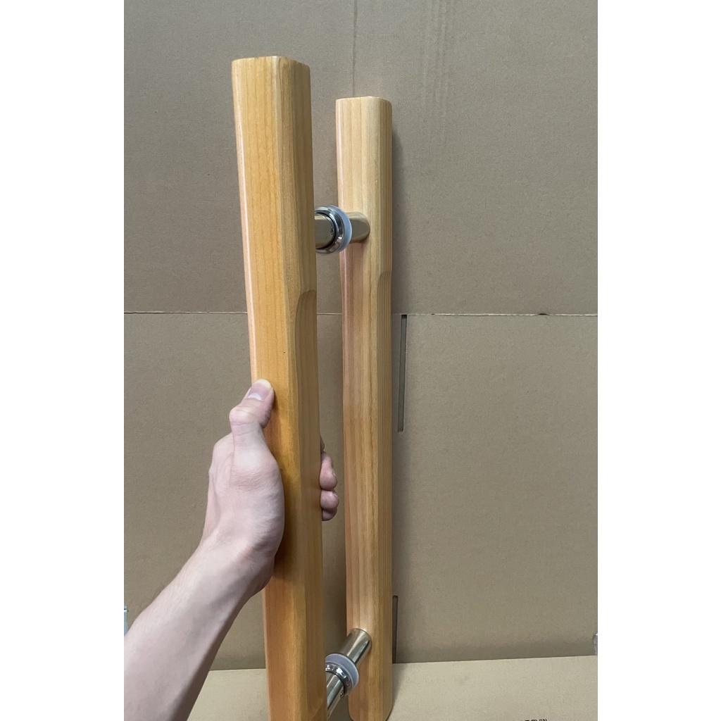Tay nắm gỗ sồi cao cấp dùng cho cửa kính cường lực