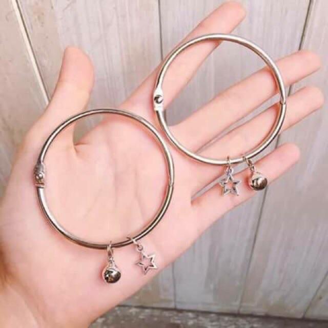 Cặp vòng kiềng sao