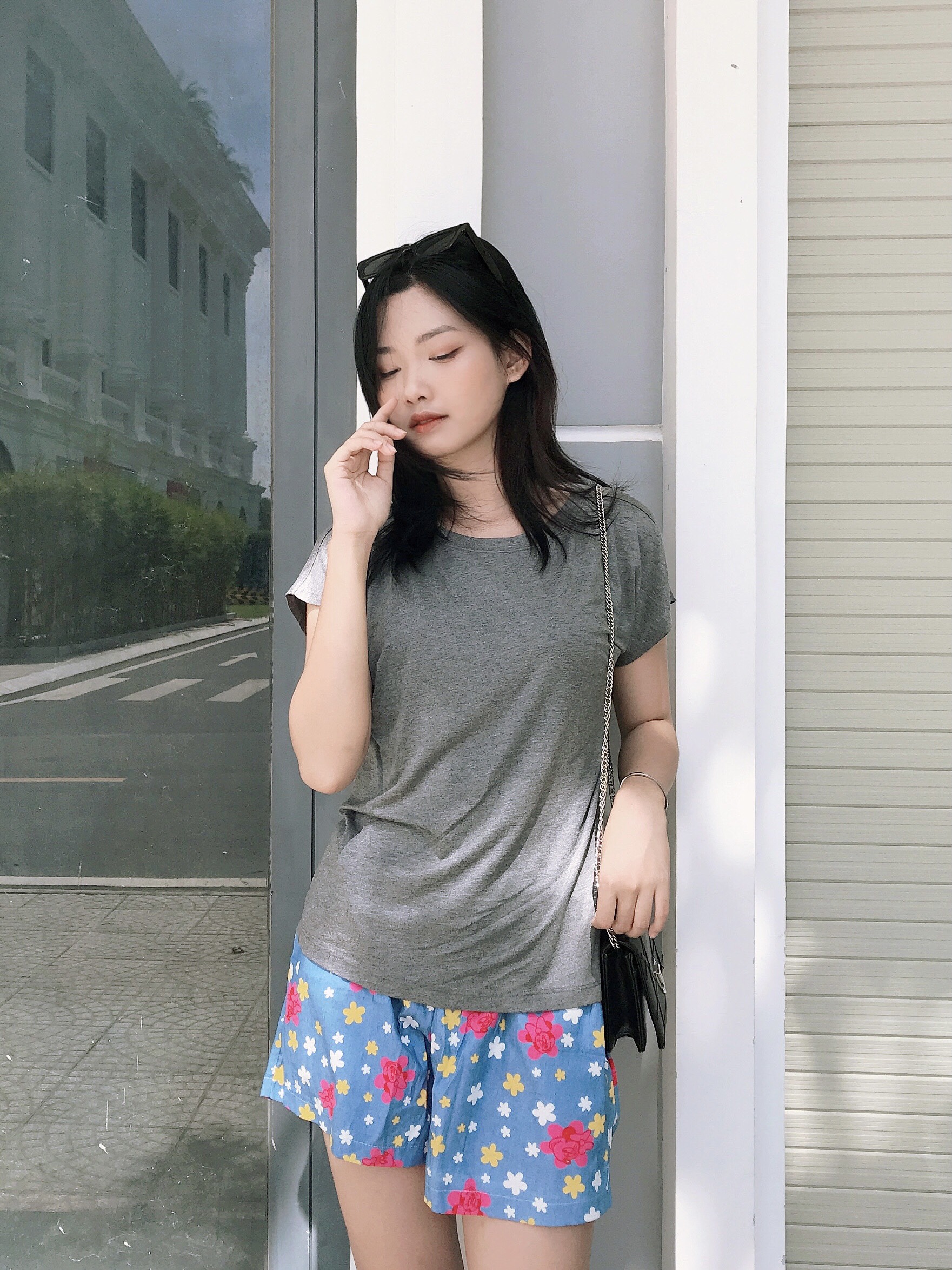 Áo thun dạo phố Xám đậm