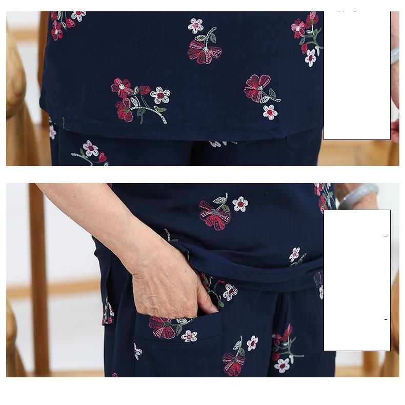 Bộ quần áo cho người già