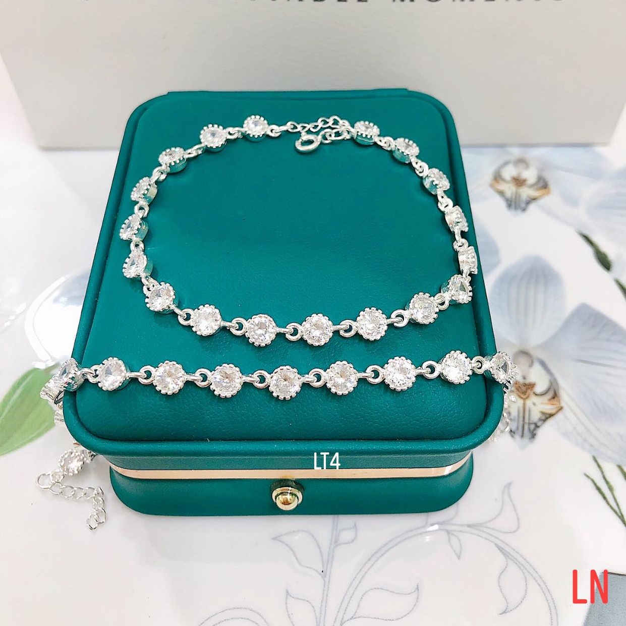 Lắc tay nữ thời trang chất liệu bạc Ý MS20
