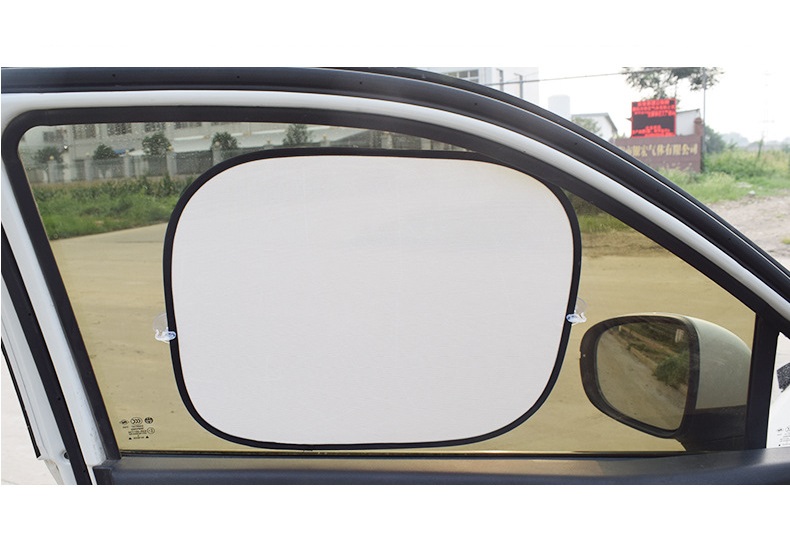 Bộ 4 tấm chắn nắng ô tô có phản quang NQC01