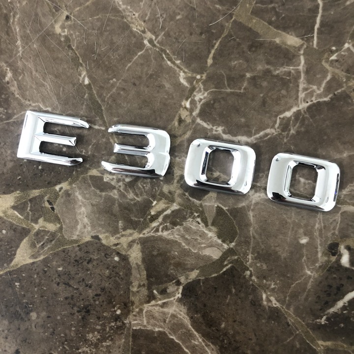 Decal tem chữ Inox E200 và E300 dán đuôi xe hơi ô tô dành cho xe Mercedes