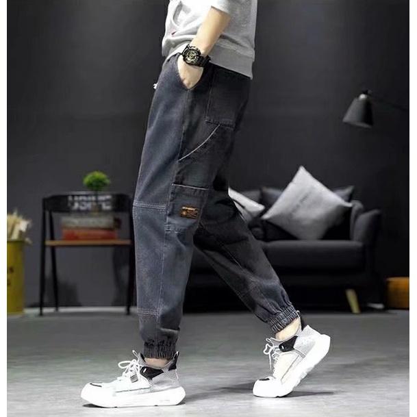 Quần Jeans Jogger nam màu đen logo thêu bó gấu lưng chun 709w 2021 pon.mens