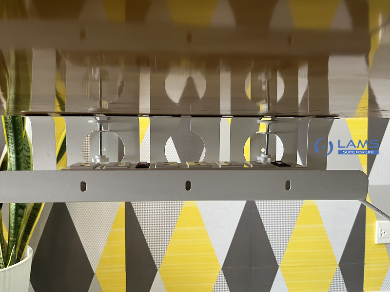 Giá Đỡ Ổ Điện Kẹp bàn - Kệ Đỡ Dây Cáp Sạc, Dây Điện, Ổ Cắm Điện  Giúp Sắp Xếp Ổ Cắm Điện Và Dây Điện Gọn Gàng Ngăn Nắp