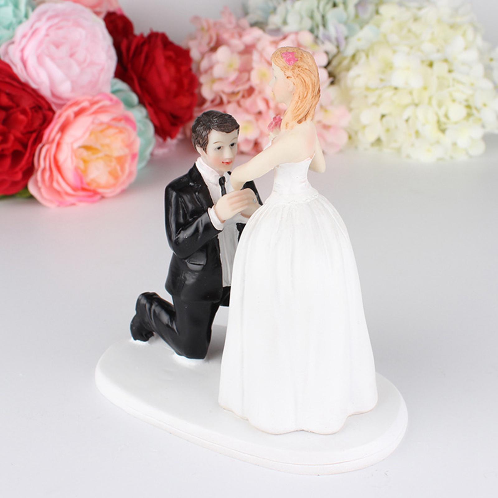 Rustic Wedding Cake Topper Bride and Groom Figurines Keepsake Cake Decoration Ornament Wedding Cake Dolls Topper for Birthday
