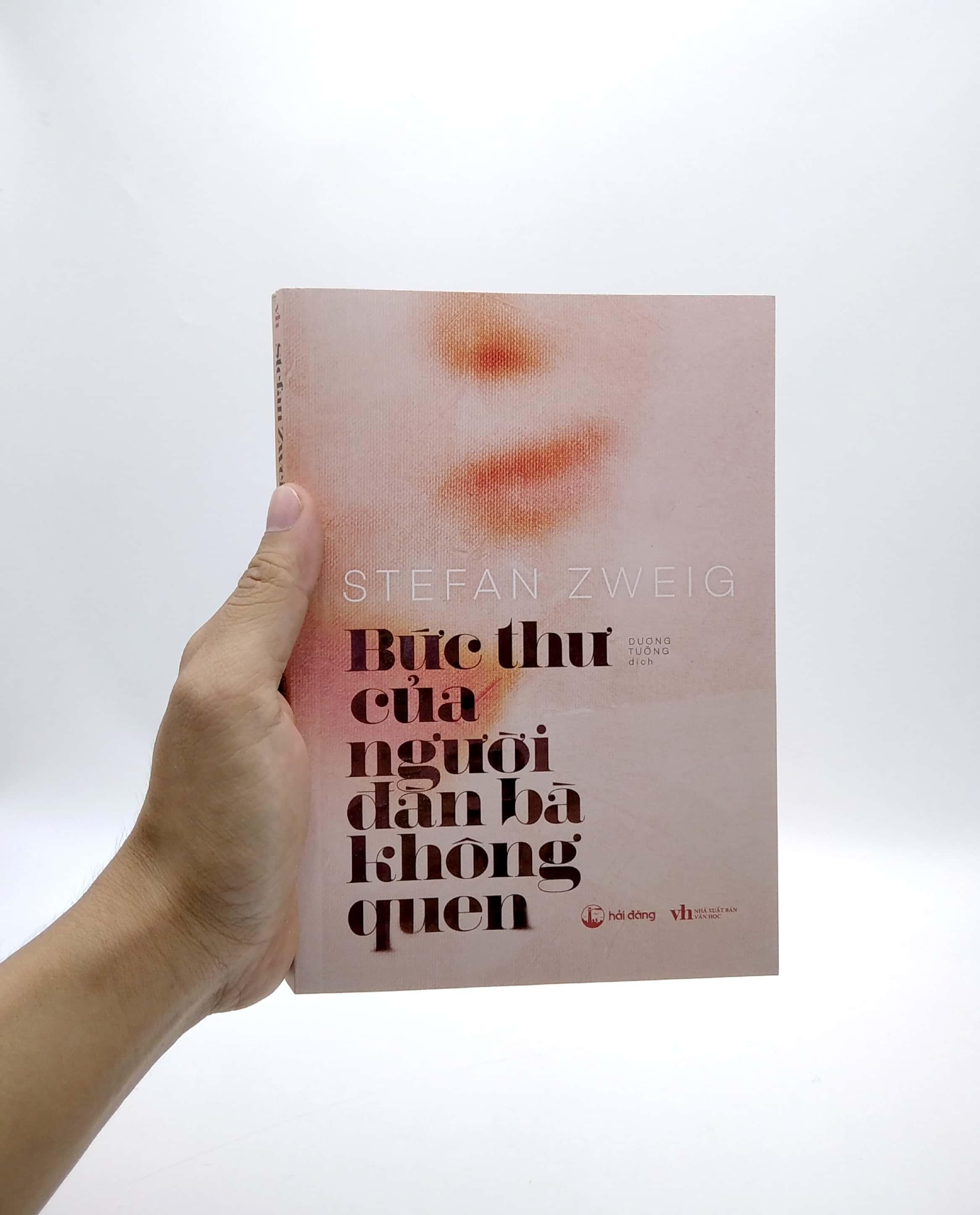 Bức Thư Của Người Đàn Bà Không Quen