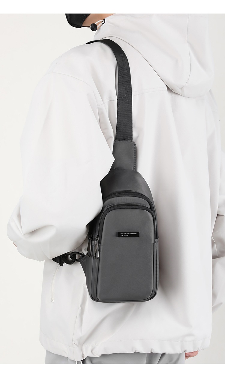 Túi đeo chéo nam phong cách mới  - BEE GEE DCN9259A