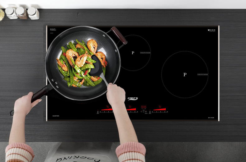 Bếp Từ 3 Vùng Nấu Chef's EH-IH536 (6800W) - Hàng Chính Hãng