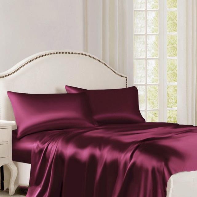 Bộ Ga Gối Phi Lụa Cao Cấp 4 Món Màu Đỏ Mận