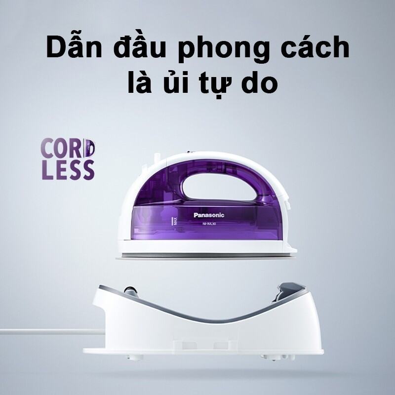 Bàn Ủi Hơi Nước Không Dây Panasonic NI-WL30VRA - Mặt Đế Silver Titan - Công Suất 1550W - Hàng Chính Hãng - NI-WL30VRA